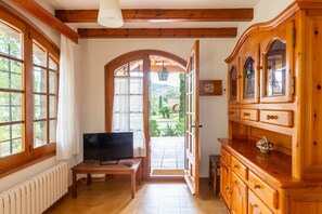 Interior - Holiday Home 'Ca La Irene I' with Sea View, Private Terrace and Wi-Fi (Begur)