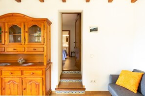 Interior - Holiday Home 'Ca La Irene I' with Sea View, Private Terrace and Wi-Fi (Begur)