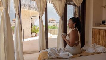 Premium bedding, free WiFi, bed sheets