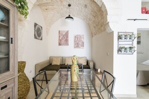 Apartment | Living area | 35-inch TV with digital channels - Terrazza 42 by Wonderful Italy (Ostuni)
