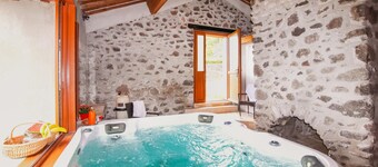 Casa que admite mascotas en Privas con.