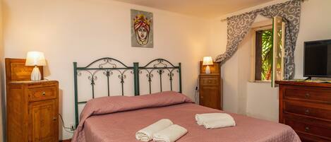 2 habitaciones, wifi gratis y ropa de cama