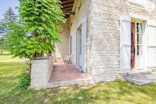 La Charmille - AZE - Gîte