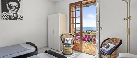 4 bedrooms, free WiFi