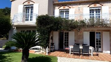 Extérieur