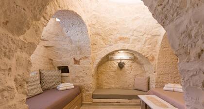 Holiday Home 'Trullo Amami Con Piscina Privata' with Private Pool, Wi-Fi and Air Conditioning