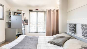 1 bedroom, iron/ironing board, free WiFi, bed sheets