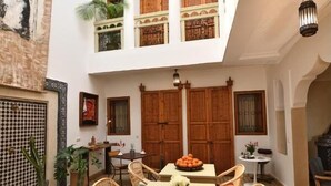 Interior entrance - Riad Lemzya (Marrakech)