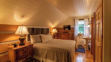 1 bedroom, individually decorated, individually furnished, bed sheets