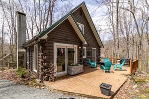 Outdoor dining - Tweetsie Den (Boone)