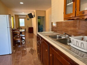 Private kitchen - West Coast Garden - 2 (Belize City)
