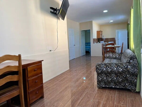 Living area - West Coast Garden - 2 (Belize City)
