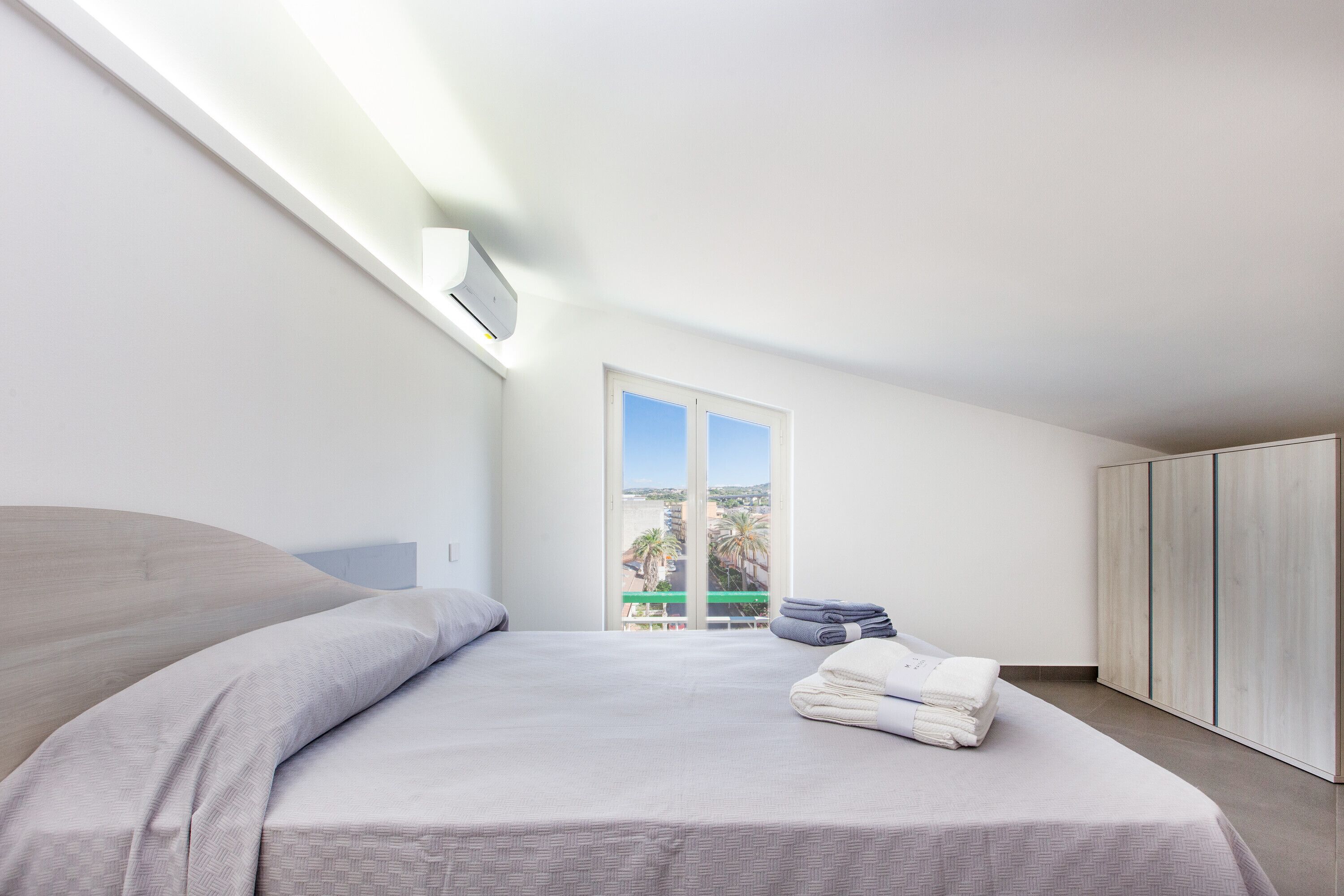 3 habitaciones, tabla de planchar con plancha y wifi gratis 