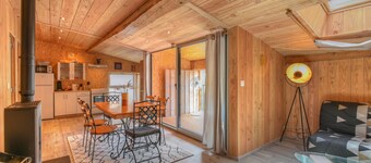 Holiday Home 'Le Pic Du Midi' with Mountain View, Shared Terrace and Wi-Fi