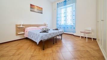 2 sovrum, strykjärn/strykbräda, gratis wi-fi och sängkläder