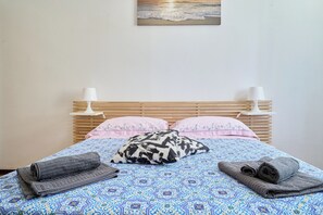 2 Schlafzimmer, Bügeleisen/Bügelbrett, kostenloses WLAN, Bettwäsche