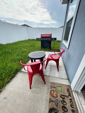 Outdoor dining - Off the Beaten Path • 3BR Near Cecil & Equestrian (Jacksonville)