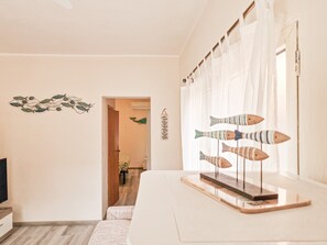 Interior - Apartment 'Bilocale Scirocco De Luxe' with Private Terrace and Air Conditioning (Portoferraio)