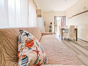 TV - Apartment 'Bilocale Scirocco De Luxe' with Private Terrace and Air Conditioning (Portoferraio)