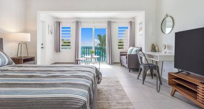 Renovated Apartment with pool and ocean view#4