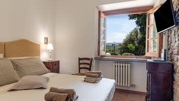 4 habitaciones, wifi gratis y ropa de cama