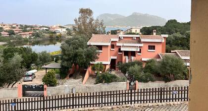 Ferienhaus 'Orizzonti 32' mit Meerblick und privater Terrasse