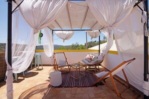 Terrace/patio - Holiday Home 'Casa 3' with Shared Pool and Wi-Fi (Salir)