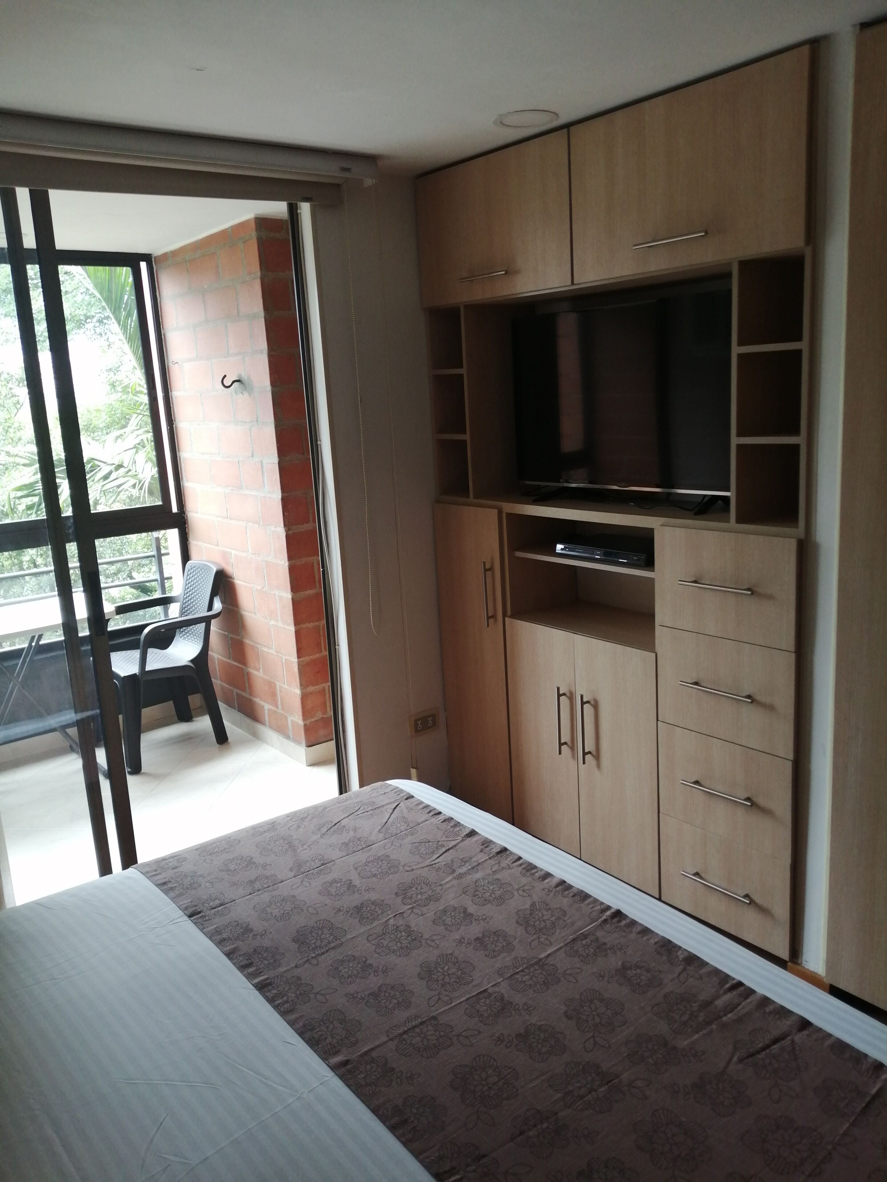 1 chambre, fer et planche à repasser, Wi-Fi, literie fournie