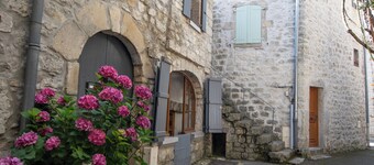 Holiday Home 'Gite De L'écurie' with Air Conditioning