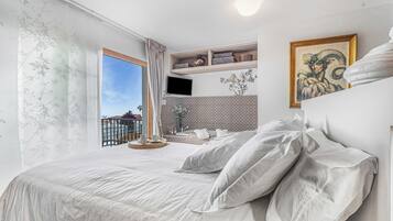 2 slaapkamers, een strijkplank/strijkijzer, gratis wifi, beddengoed