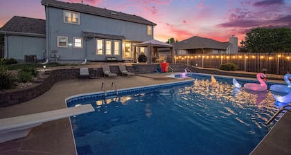 Papillion Heated Saltwater Pool House