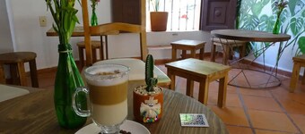 Beautiful room in Jalatlaco -Car Rental Available!