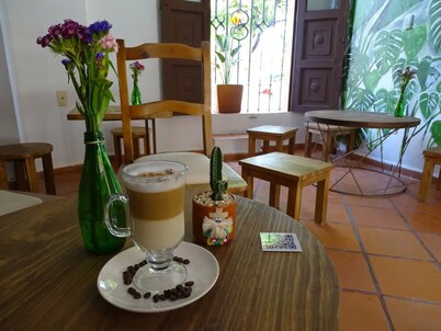 Beautiful room in Jalatlaco -Car Rental Available!