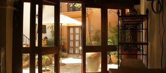 Beautiful room in Jalatlaco -Car Rental Available!