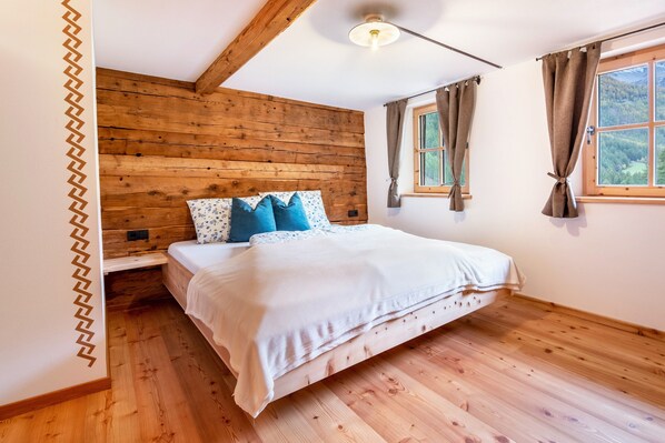 2 chambres, Wi-Fi gratuit, draps fournis