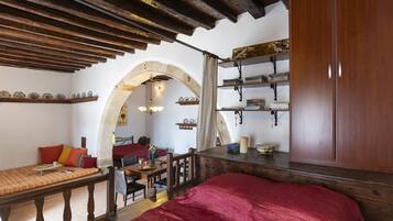 1 chambre, Wi-Fi gratuit, draps fournis