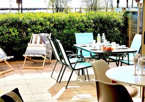 Imagen sin descripción, 3 de 37, botón