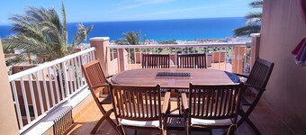 Apartment 'Marina Golf' with Sea View, Wi-Fi and Air Conditioning