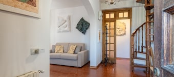Apartment 'Casa Spazio Zero' with Private Terrace, Shared Garden and Wi-Fi