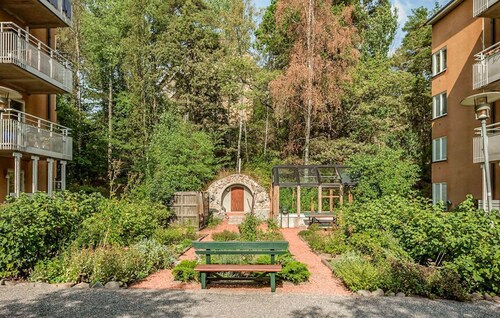 2 bedroom nice apartment in Johanneshov