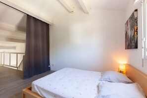1 bedroom, iron/ironing board, bed sheets