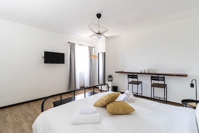 Holiday Home 'Bed and Breakfast Biancalana' with Mountain View, Private Terrace and Wi-Fi