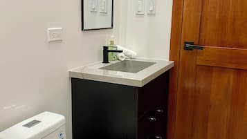 Towels, soap, shampoo, toilet paper