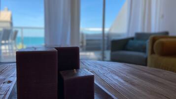 Căn hộ, hút thuốc | 3 phòng ngủ