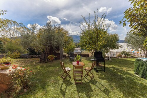 Holiday Home 'El Mirador Del Gato 1' with Mountain View, Shared Pool and Wi-Fi