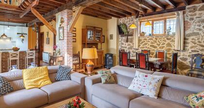 Country House 'El Mirador Del Gato 2' with Mountain View, Shared Pool and Wi-Fi