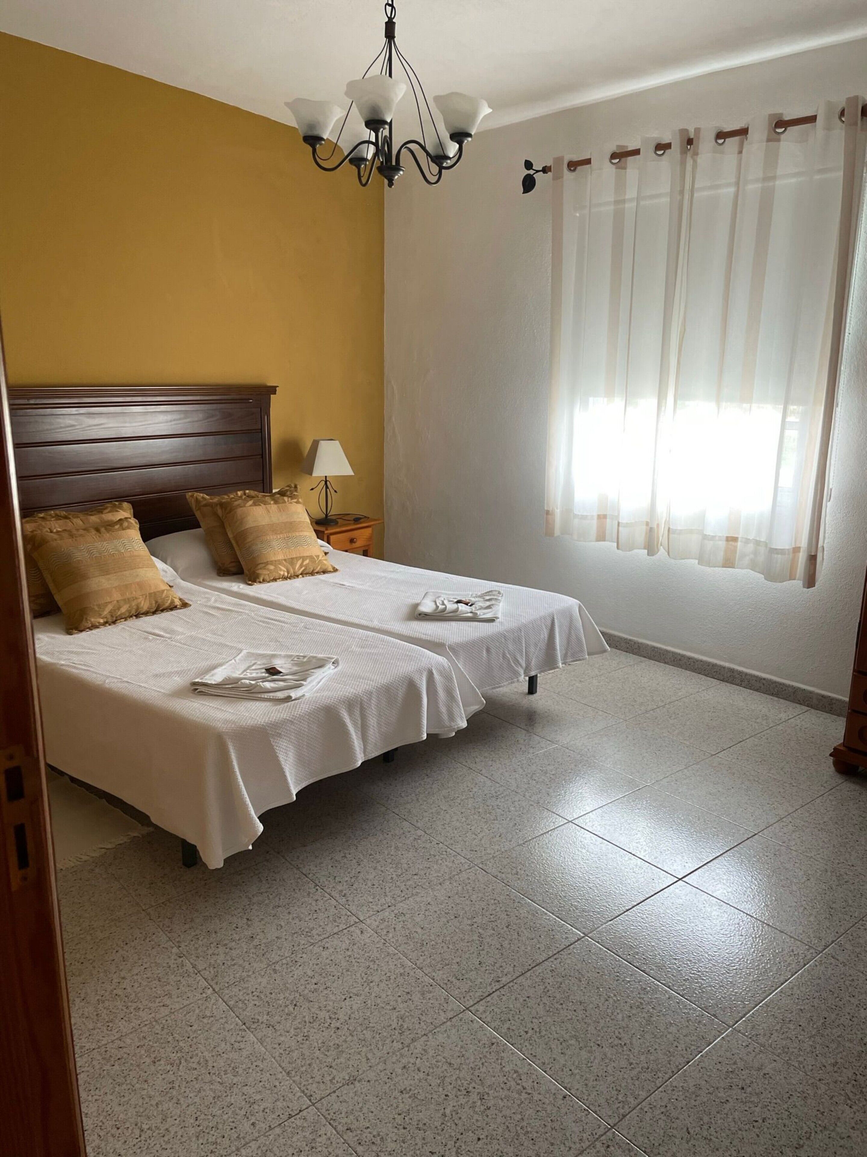 2 bedrooms, free WiFi, bed sheets