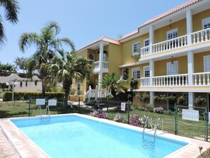 Pool - Apartment 'Apartamento 6' with Shared Pool, Private Terrace and Wi-Fi (Los Llanos)