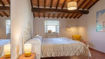 2 Schlafzimmer, Bügeleisen/Bügelbrett, Reisekinderbett, WLAN