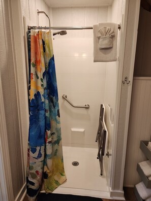 Shower, towels